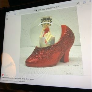 Betty Boop SnowGlobe Shoe Boop-Boop-Adu
